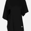 Asymmetrical top with cut-out