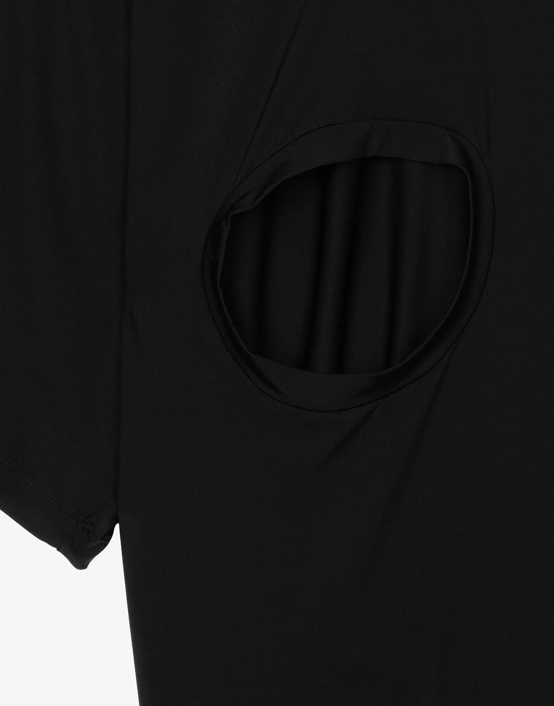 Asymmetrical top with cut-out