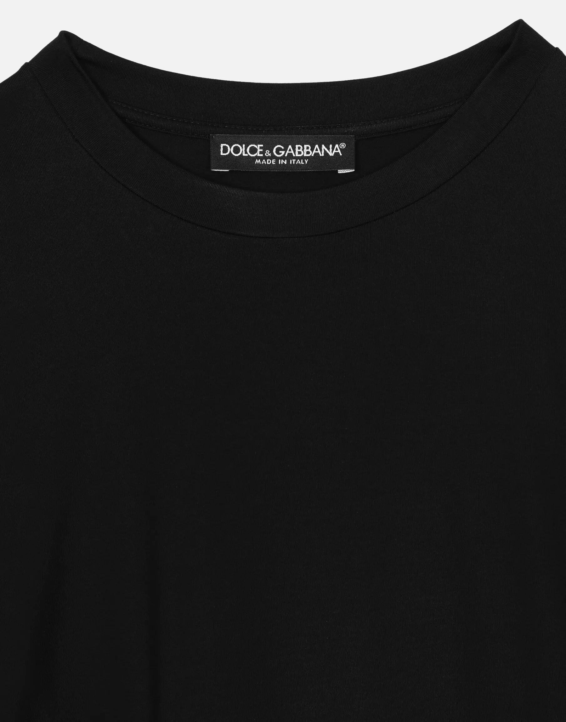 Asymmetrical top with cut-out