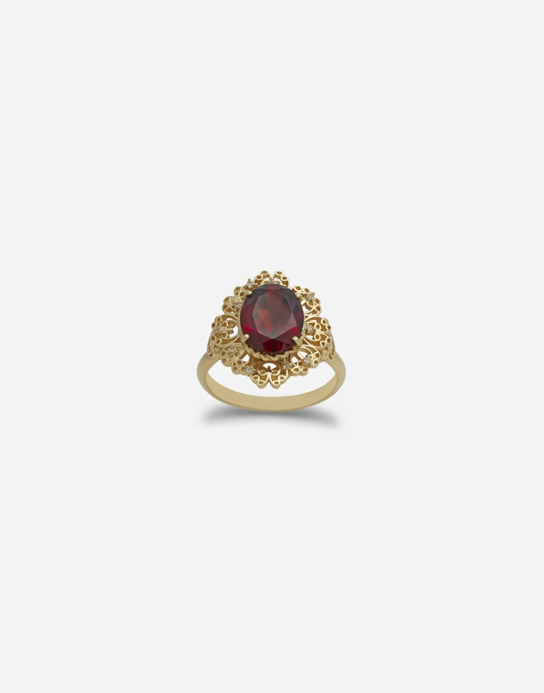 Barocco ring in yellow gold and rhodolite garnet