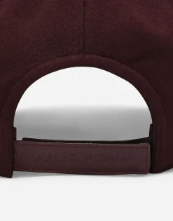 Baseball cap with branded tag