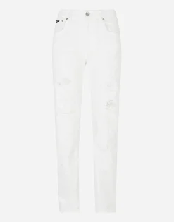 Boyfriend jeans with rips