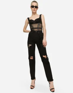 Boyfriend jeans with rips