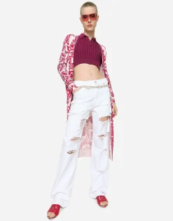 Boyfriend jeans with rips