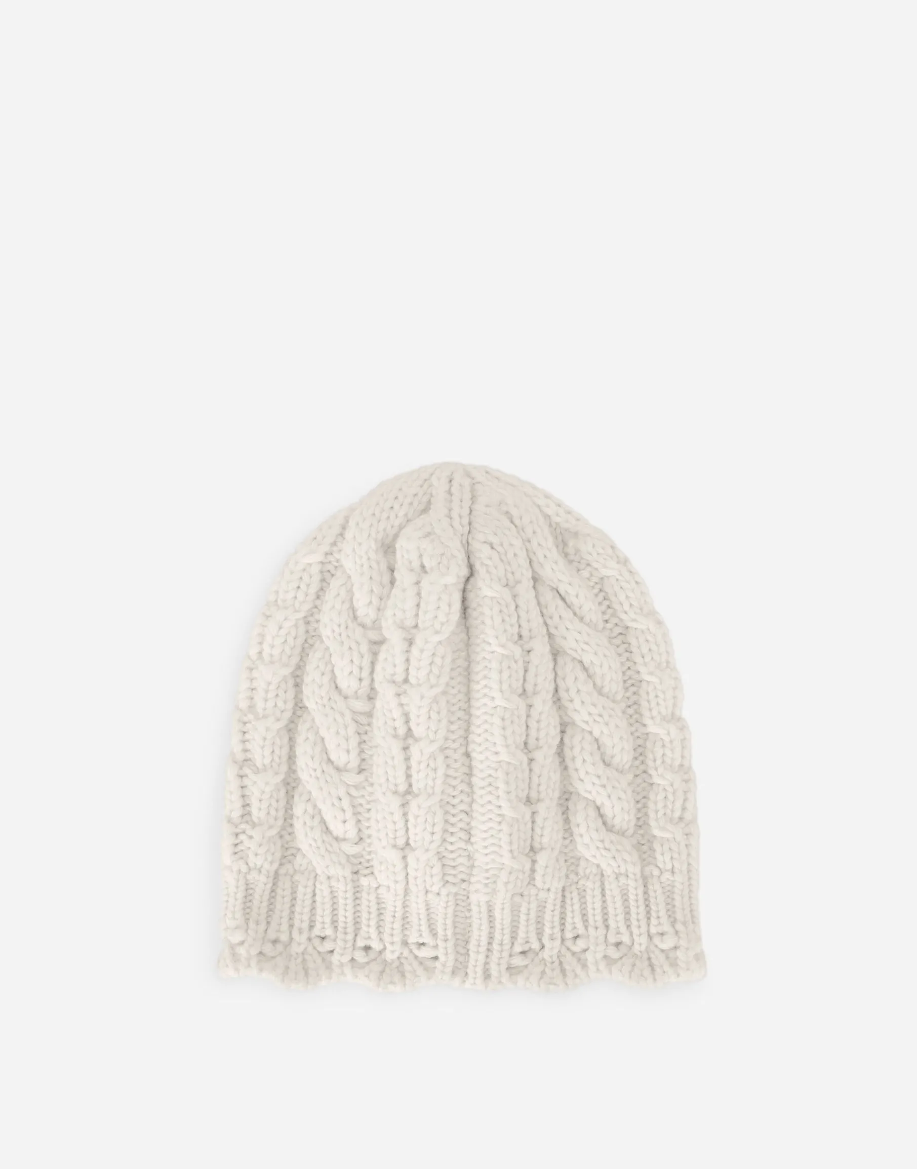 Cable-knit hat with logo tag and embroidery