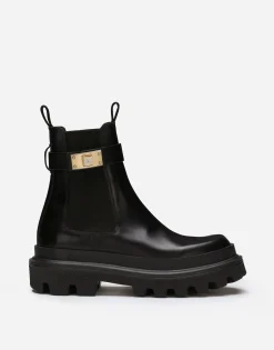 Calfskin ankle boots