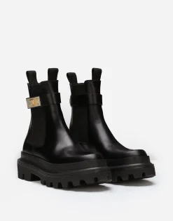 Calfskin ankle boots