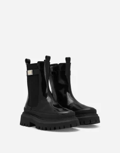 Calfskin boots with logo tag