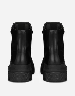 Calfskin hi-trekking ankle boots