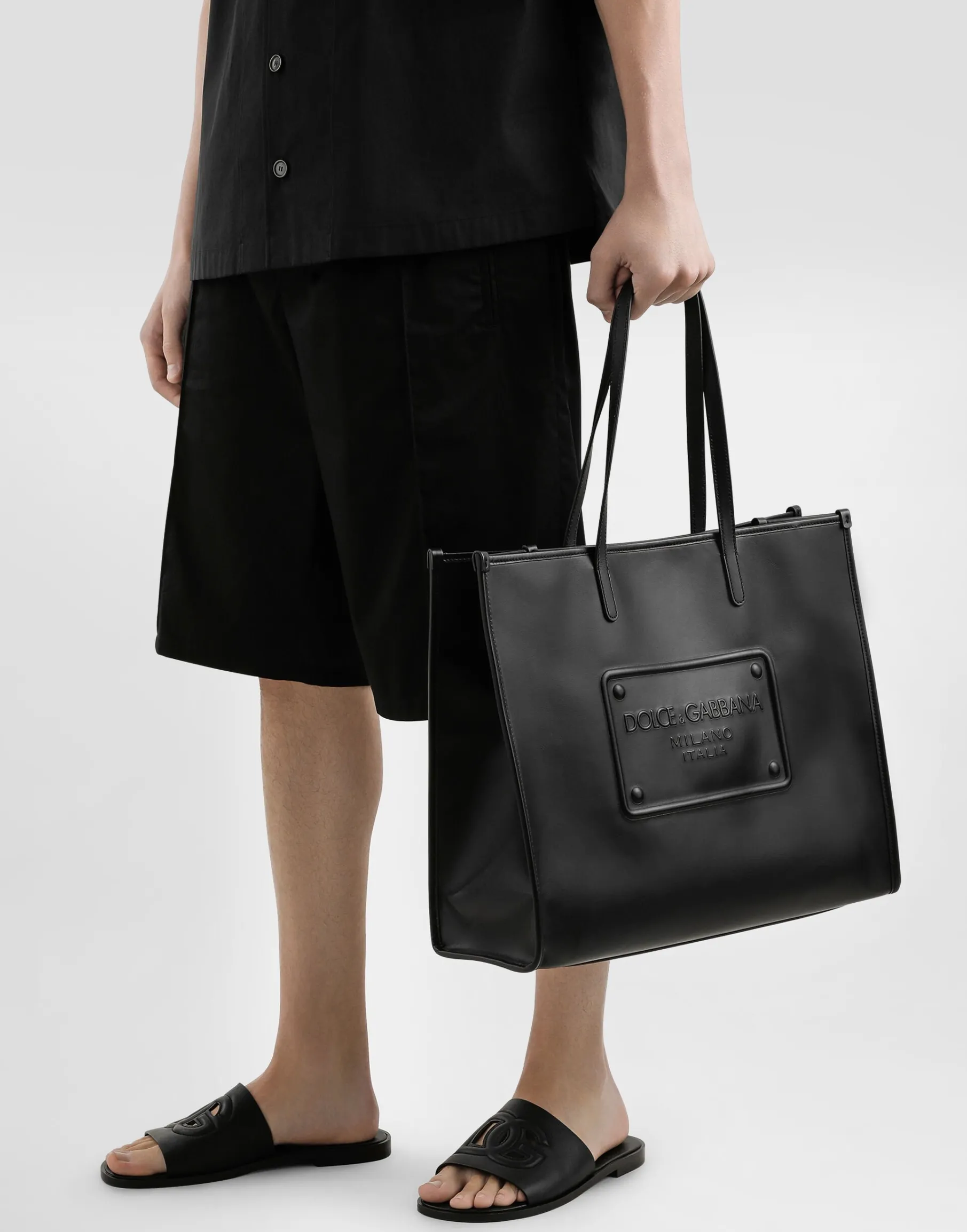 Calfskin shopper with raised logo