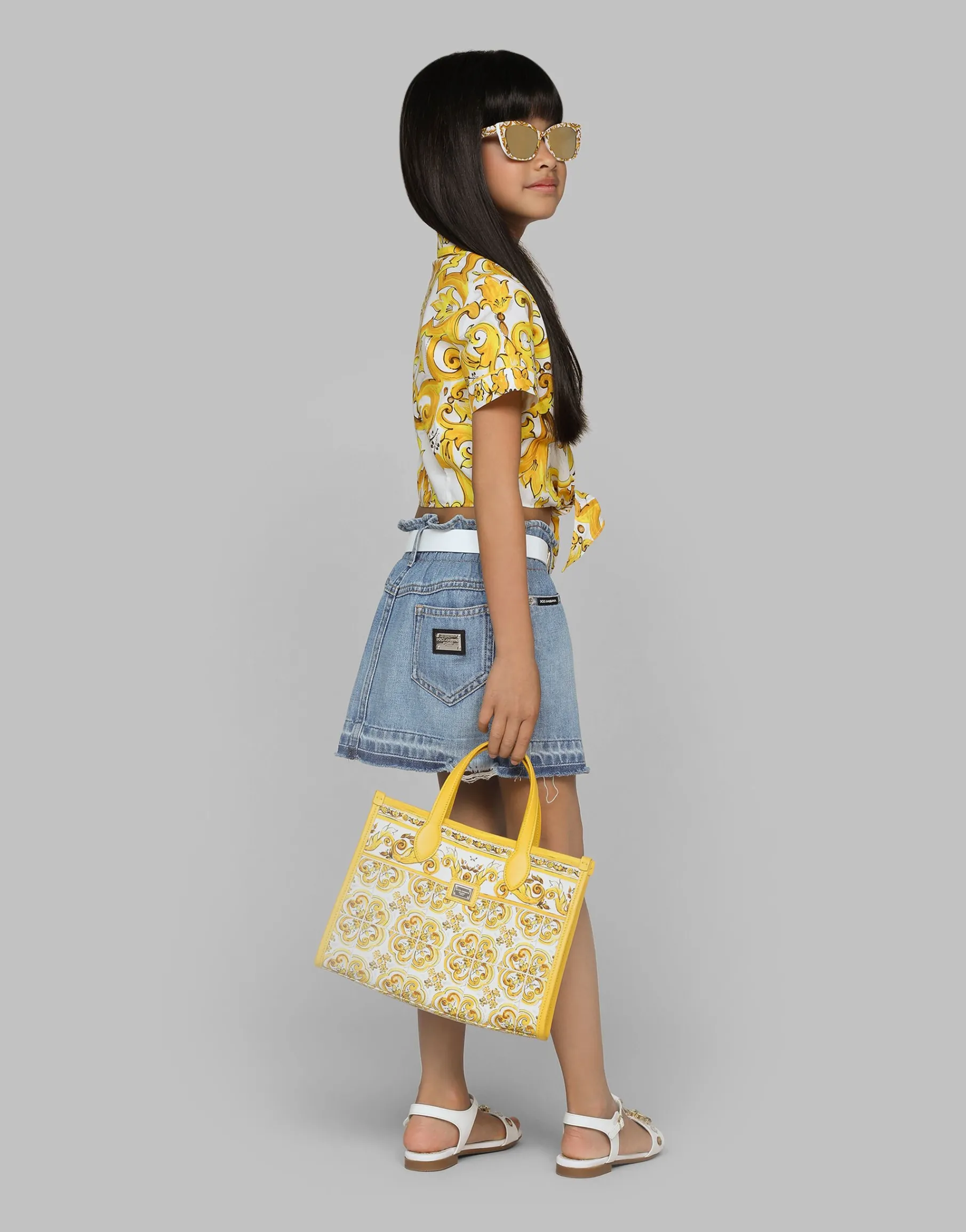 Canvas handbag with yellow majolica print