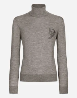 Cashmere turtle-neck sweater