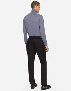 Cashmere turtle-neck sweater