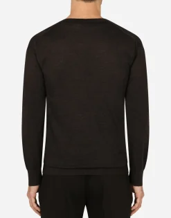 Cashmere v-neck sweater