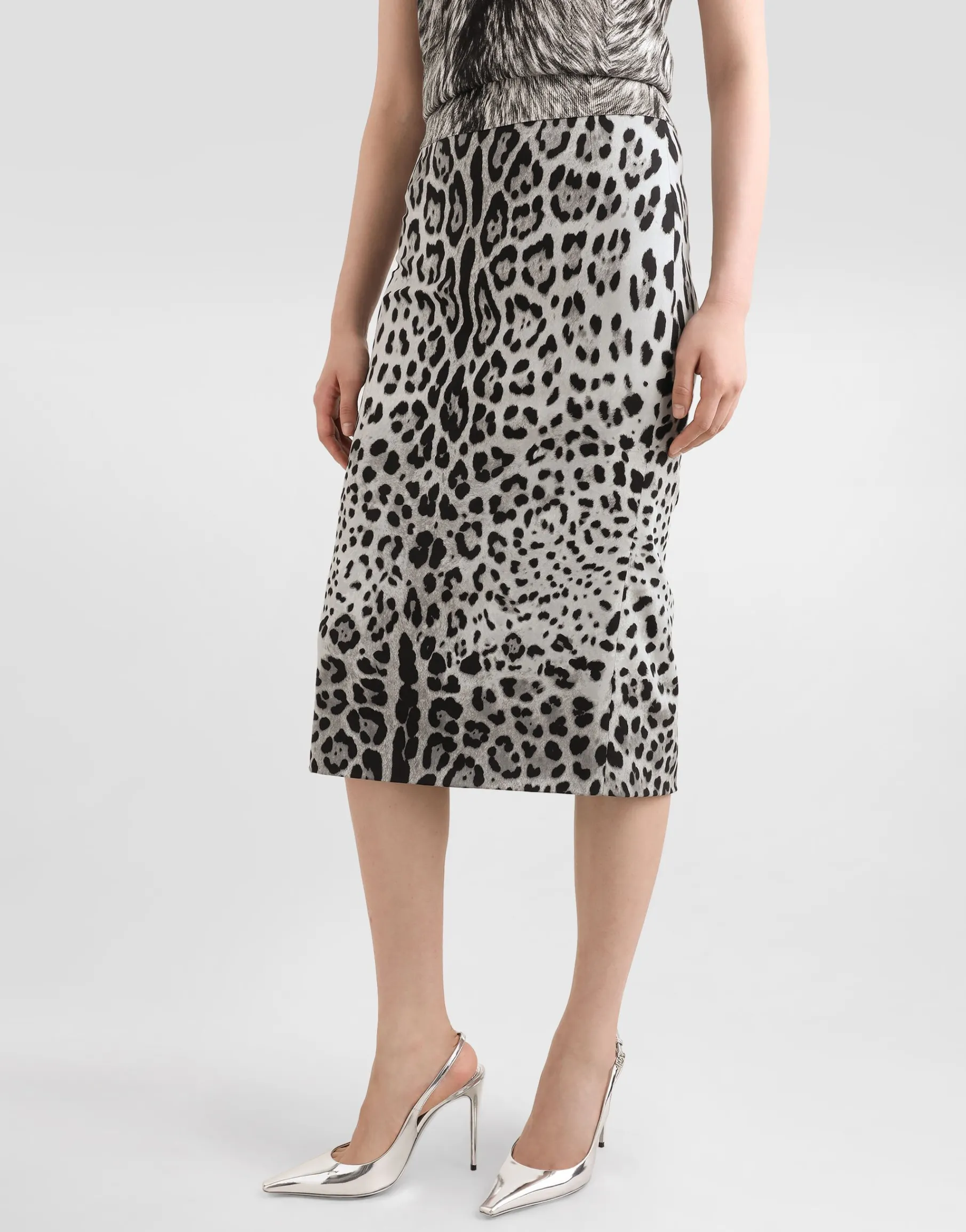 Charmeuse calf-length pencil skirt with leopard print