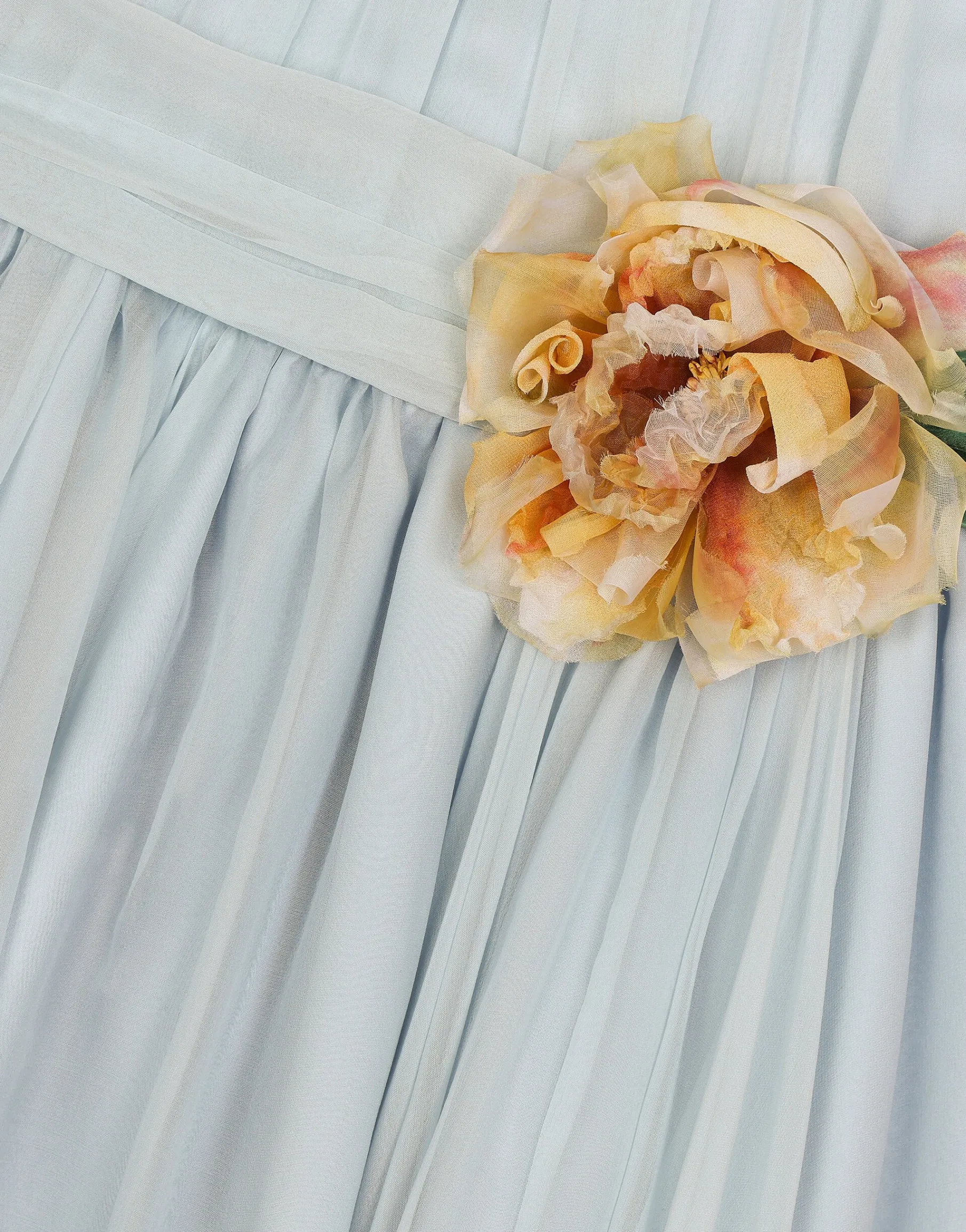 Chiffon dress with 3D flowers