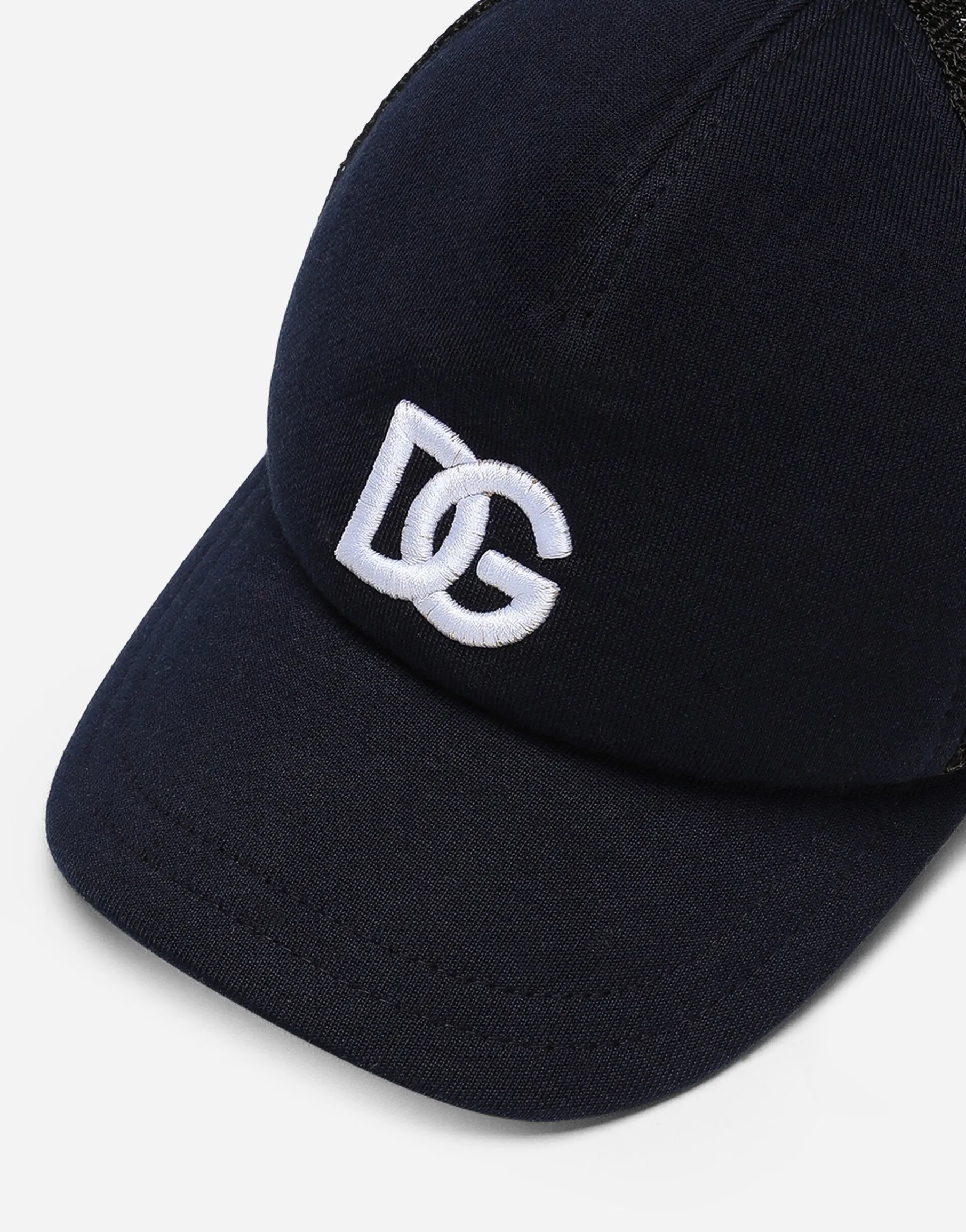 Cotton and mesh hat with peak and DG logo