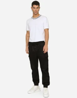 Cotton cargo pants with branded tag