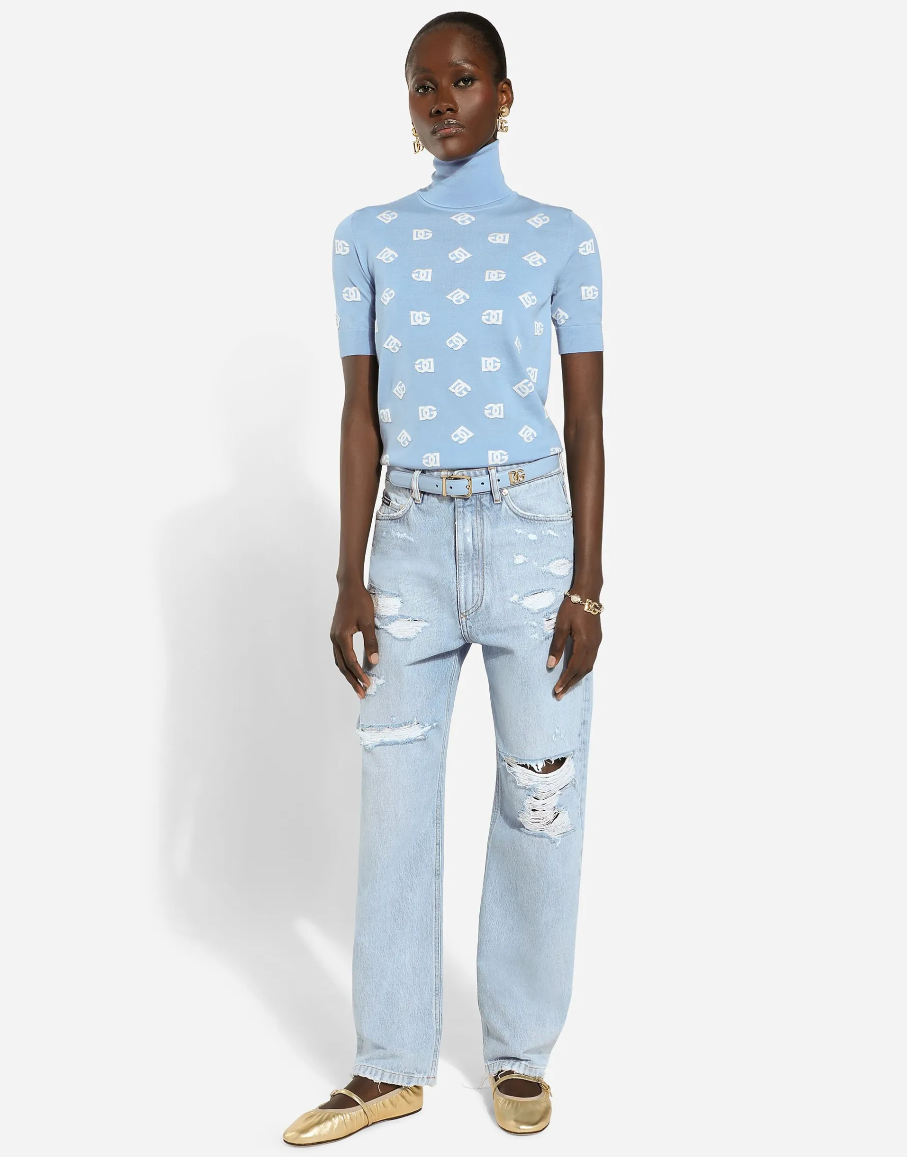 Cotton denim boyfriend jeans with rips