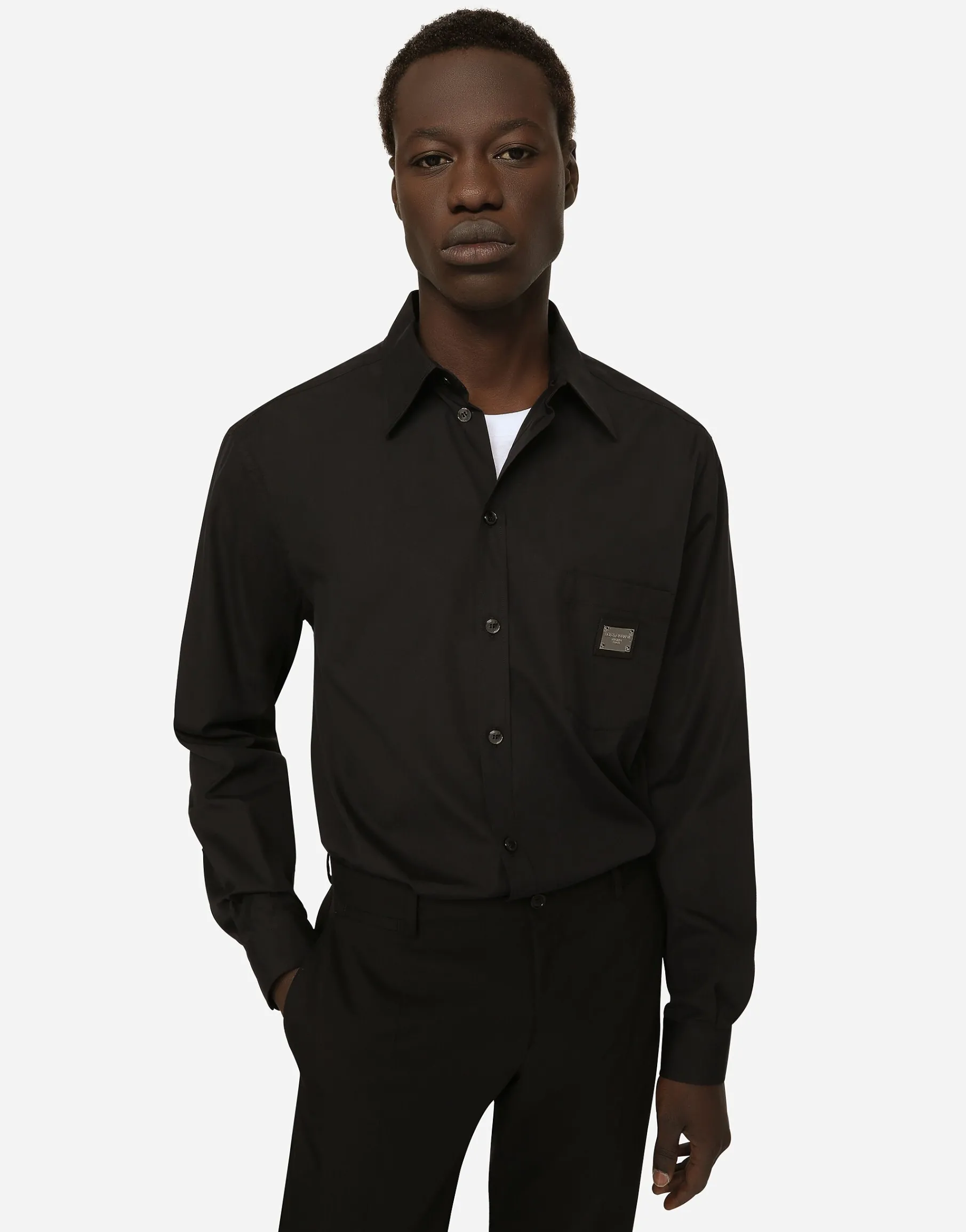 Cotton Martini-fit shirt with branded tag