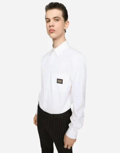 Cotton Martini-fit shirt with branded tag