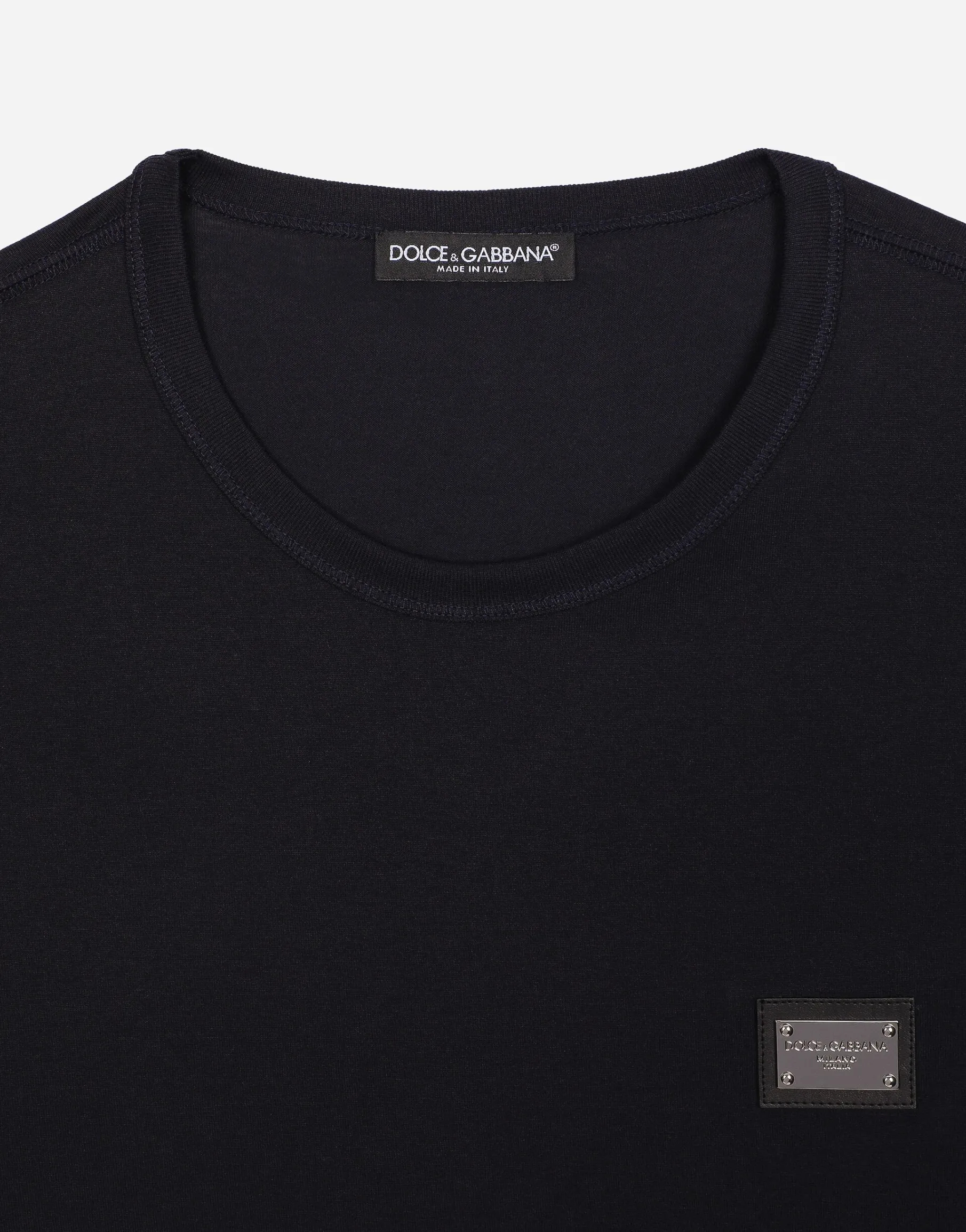 Cotton T-shirt with branded tag