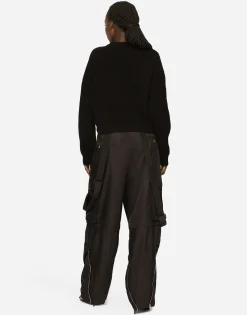 Cropped fisherman’s rib sweater with DG logo