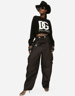 Cropped fisherman’s rib sweater with DG logo