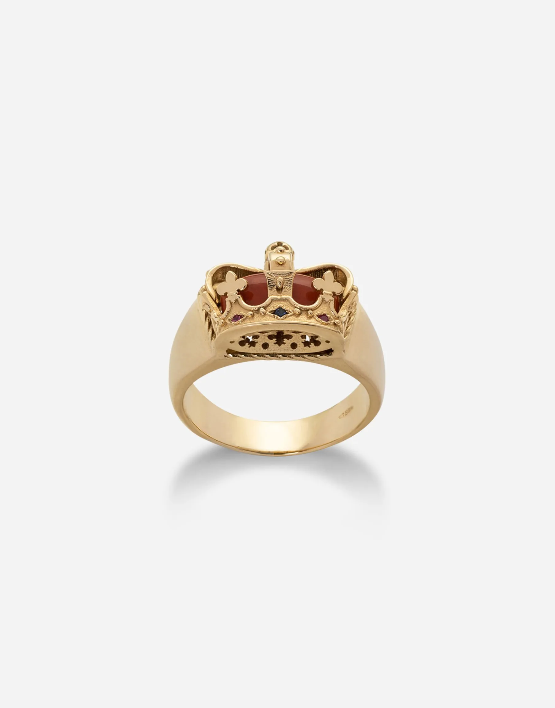 Crown yellow gold ring with red jasper on the inside