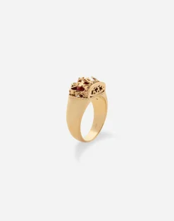Crown yellow gold ring with red jasper on the inside