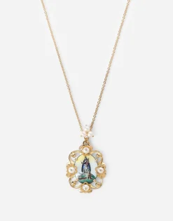 D.D. pendant in yellow 18kt gold and antique cheramic miniature