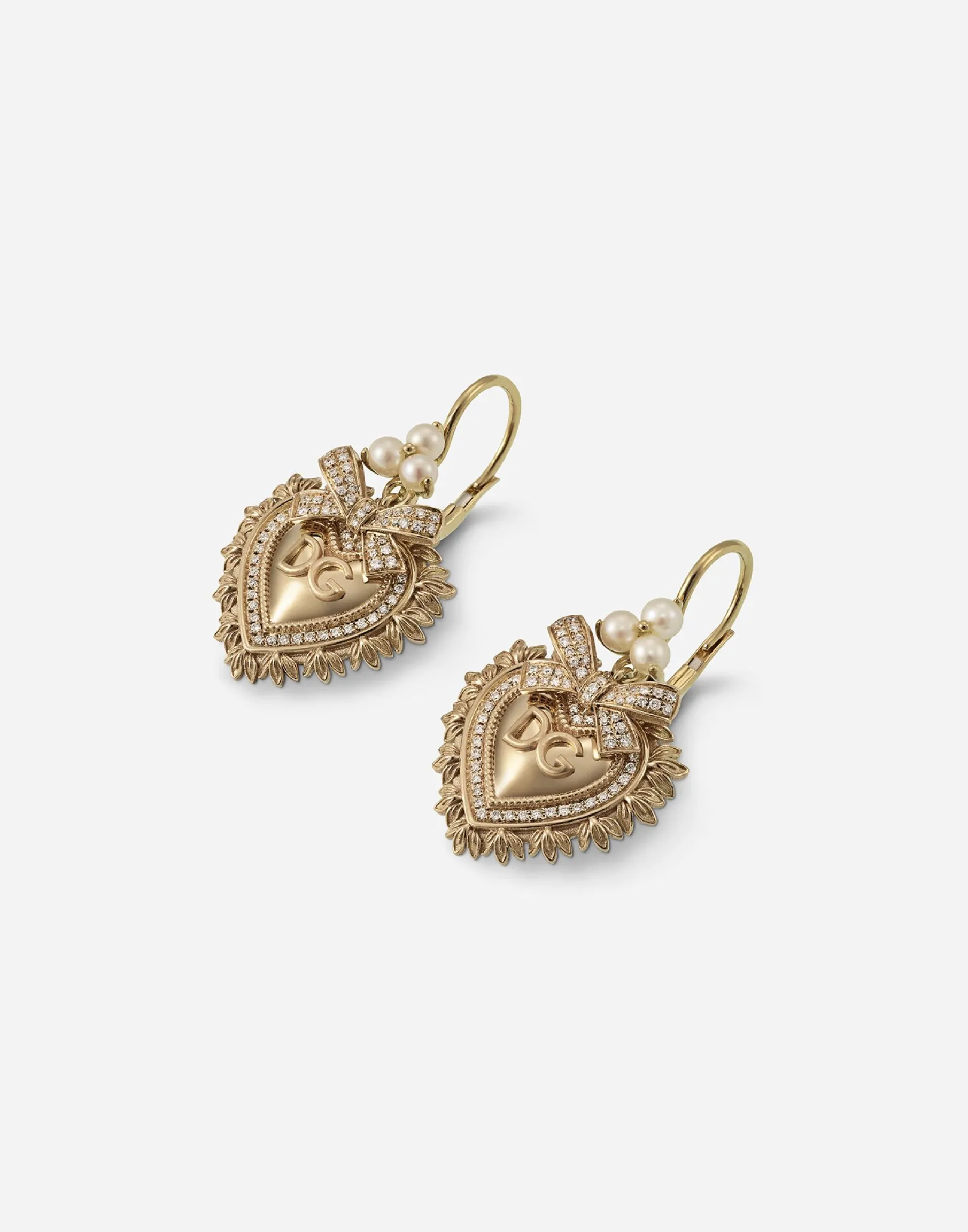Devotion earrings in yellow gold with diamonds and pearls