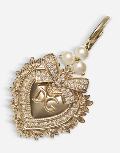 Devotion earrings in yellow gold with diamonds and pearls