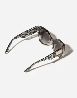 DG LOGO PLAQUE Sunglasses