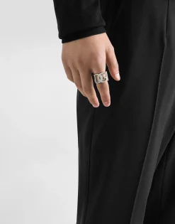 DG logo ring