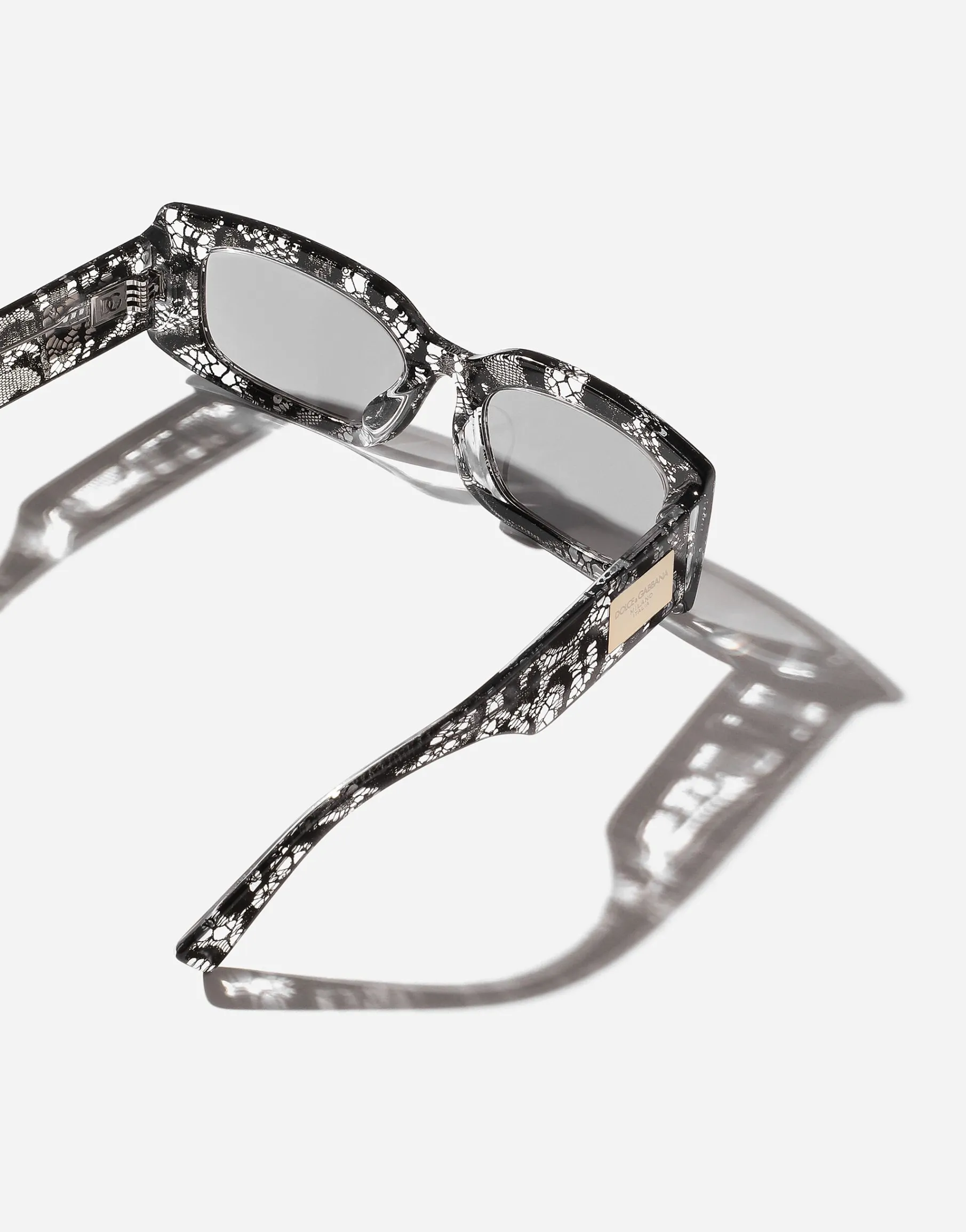 DG PLAQUE Sunglasses
