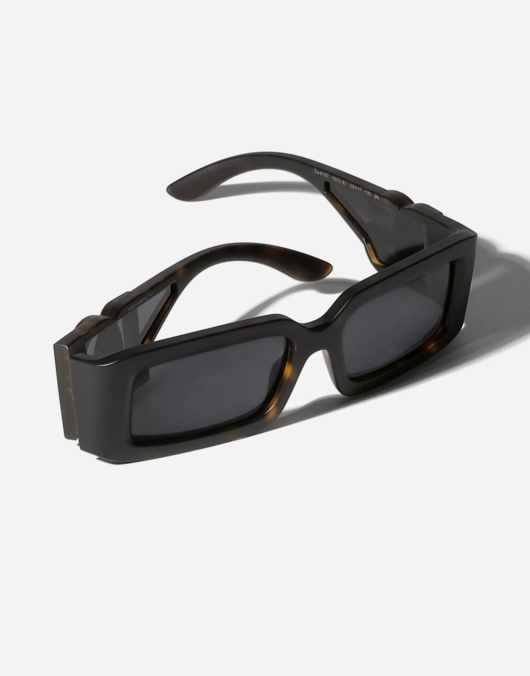 DG pumped sunglasses