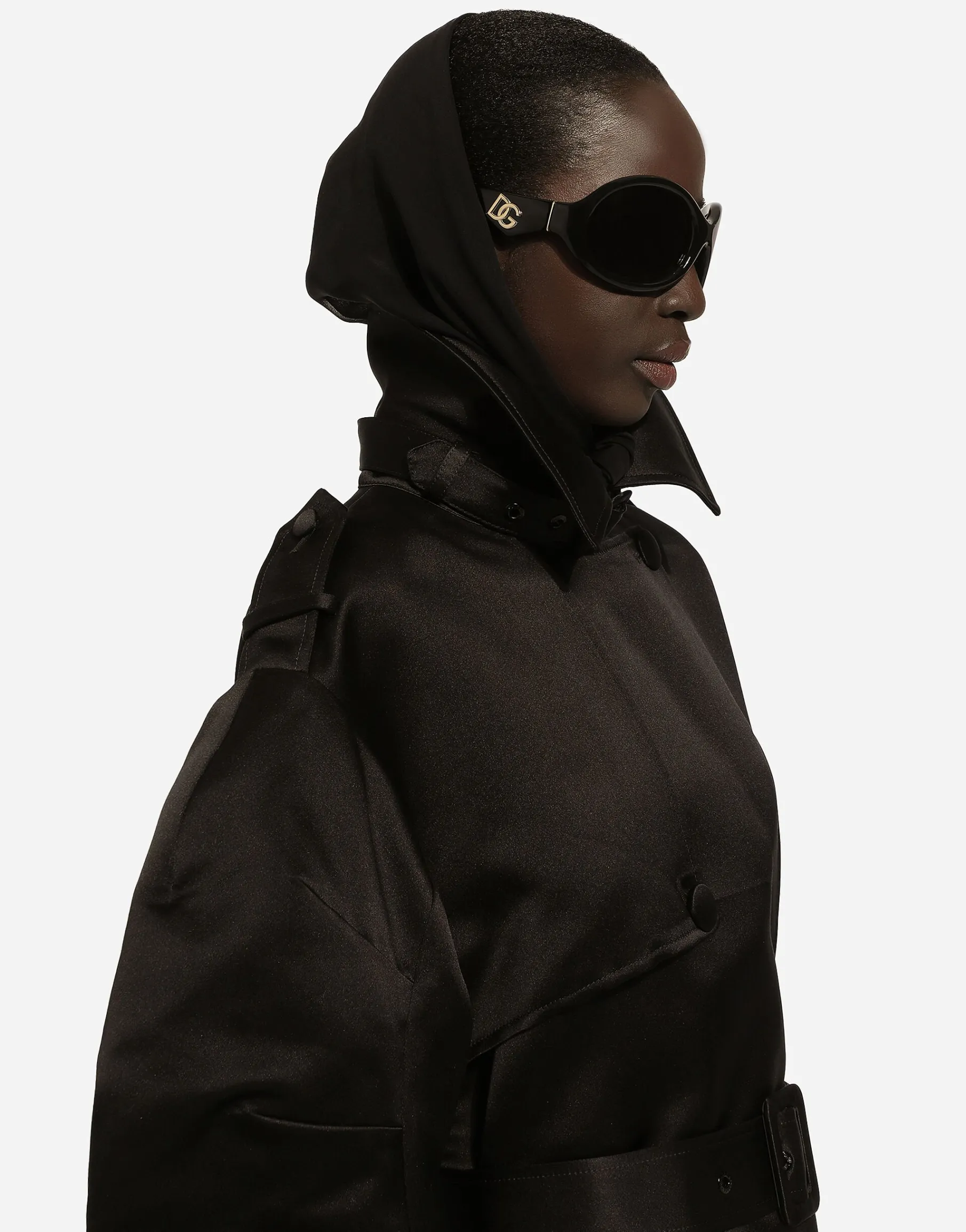 Duchesse trench coat with gathered sleeves