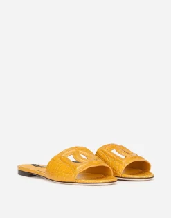 “Fianchi cocco” crocodile skin slides with the DG Millenials logo