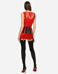 Floral Chantilly lace top