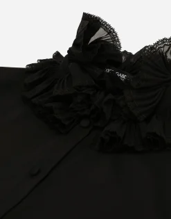 Georgette shirt with pleated cuffs and collar details