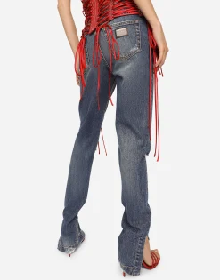 Girly jeans with ripped details