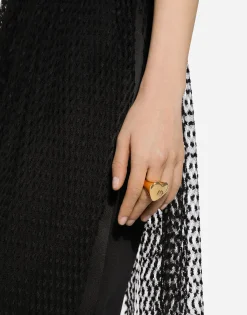 Heart ring with embossed DG logo