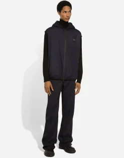 Hooded sports vest