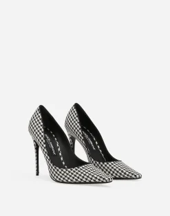 Houndstooth fabric pumps