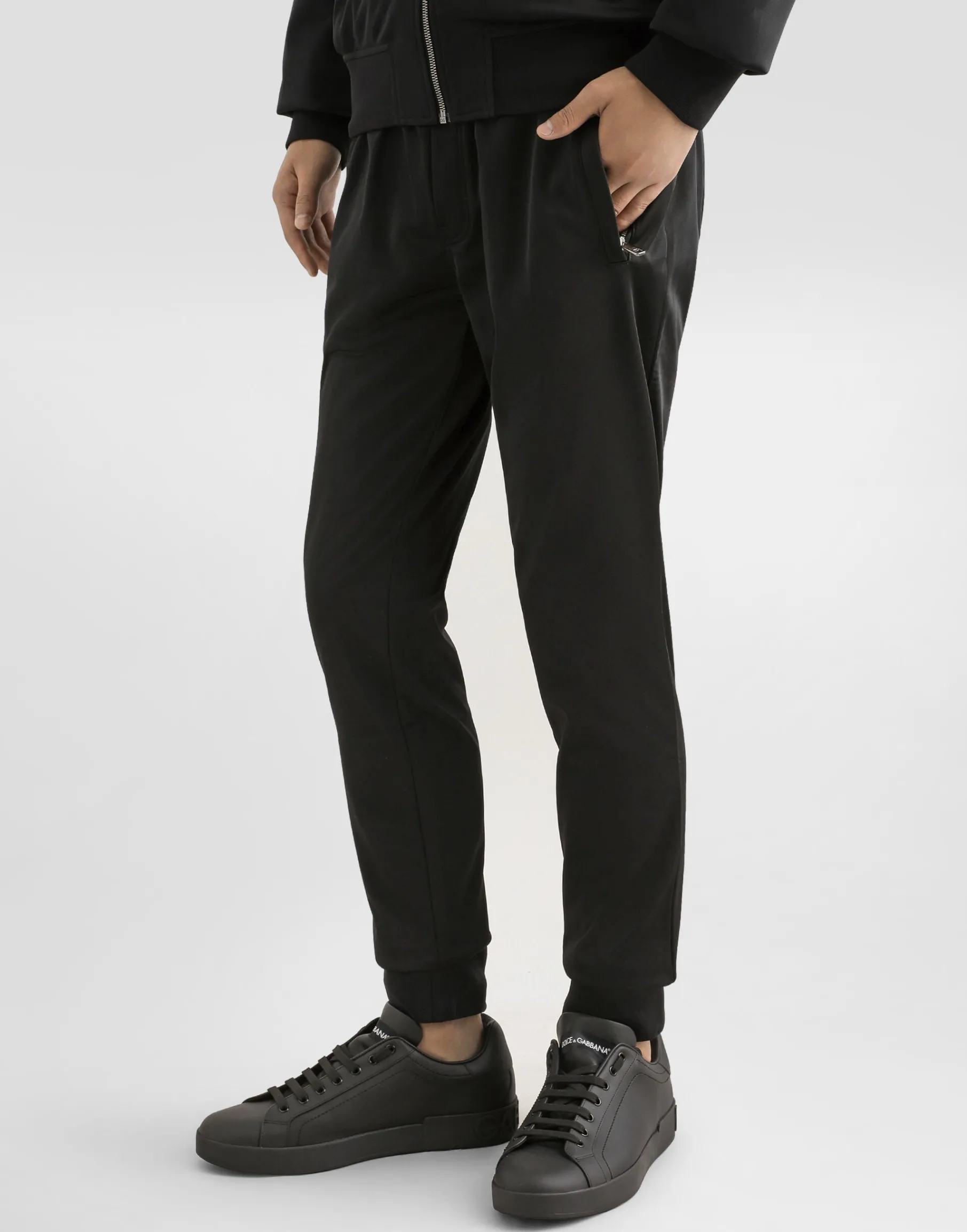 Jersey jogging pants with branded tag
