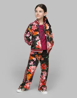 Jersey sweatshirt with floral print over a black background