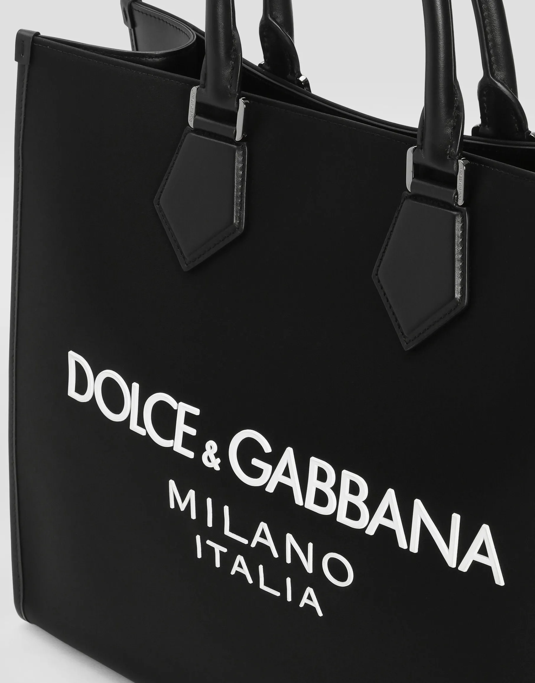 Large nylon shopper with rubberized logo