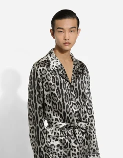 Leopard-print satin robe