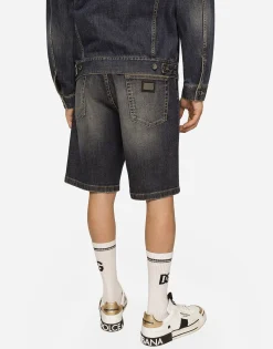 Light blue wash stretch denim shorts
